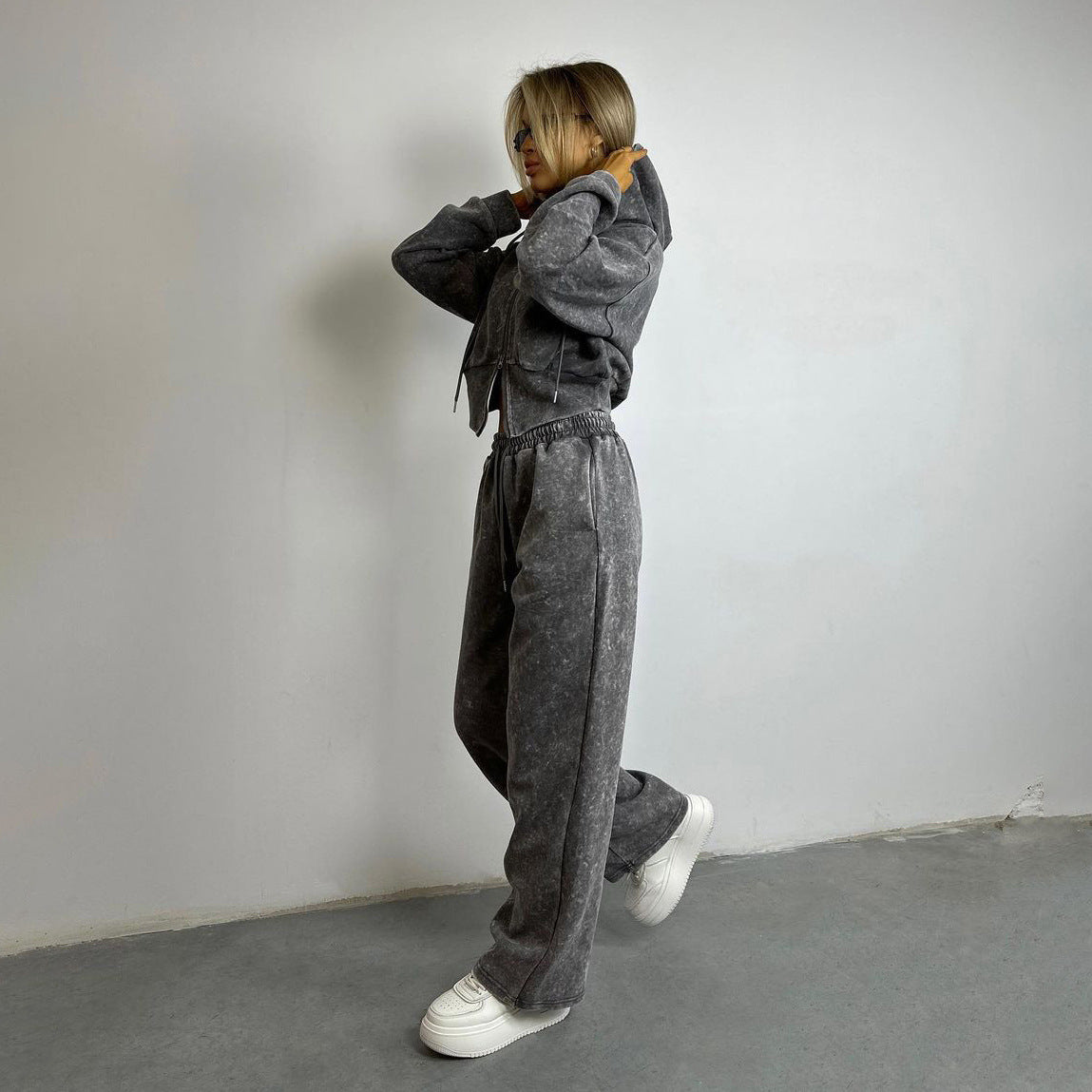 The Yarraville Distressed Hoodie Set by WentSchmick