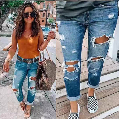 The McMahons Point Ripped Mid-Rise Pencil Jeans by WentSchmick