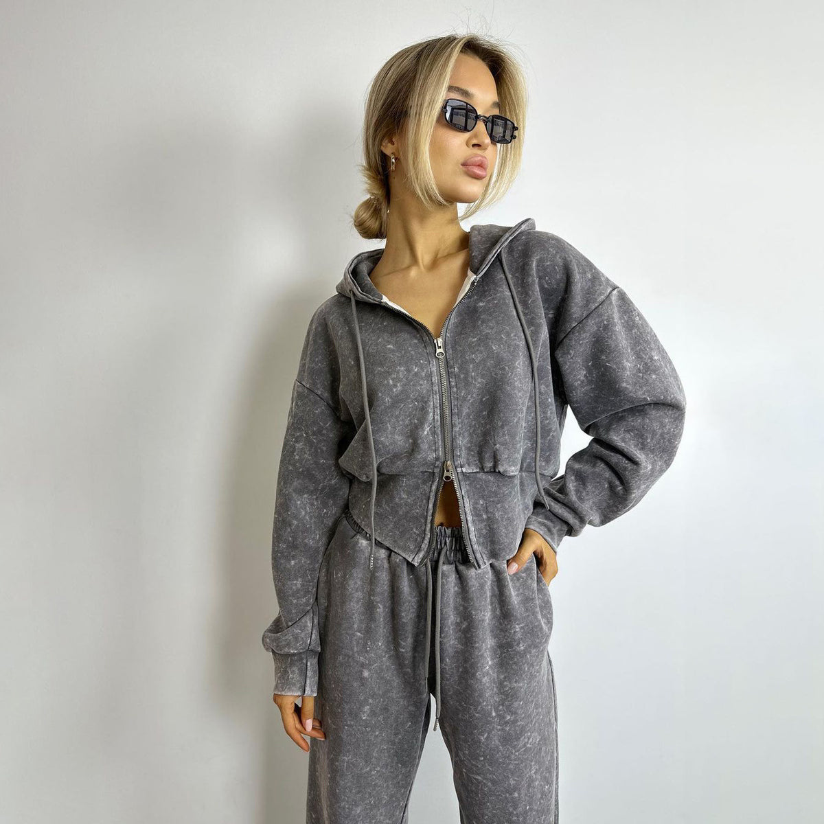 The Yarraville Distressed Hoodie Set by WentSchmick
