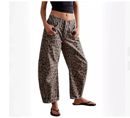 The Teneriffe Mid-Rise Barrel Jeans by WentSchmick